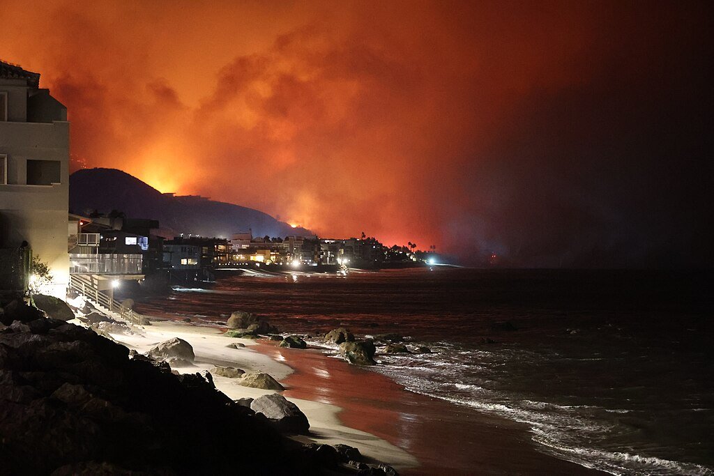 Featured image of The Devastating Los Angeles Fires: Preparing Your Go-Bag and Protecting Your Future